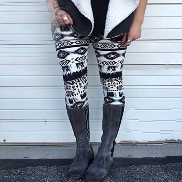 Agnes & Dora Leggings Large TC Dance of the Hunter NWT with Original Dust Bag - Picture 1 of 12